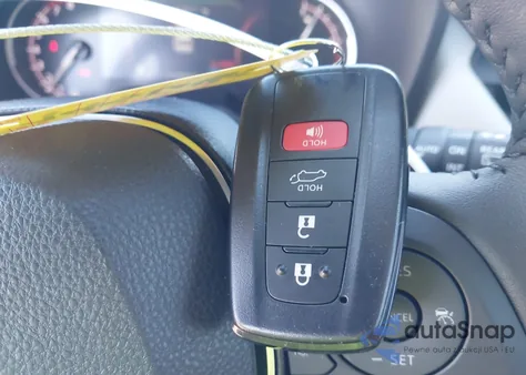 2025 Toyota Rav4 Xle Premium z USA, uszkodzony, nr VIN 2T3A1RFV5SW540578